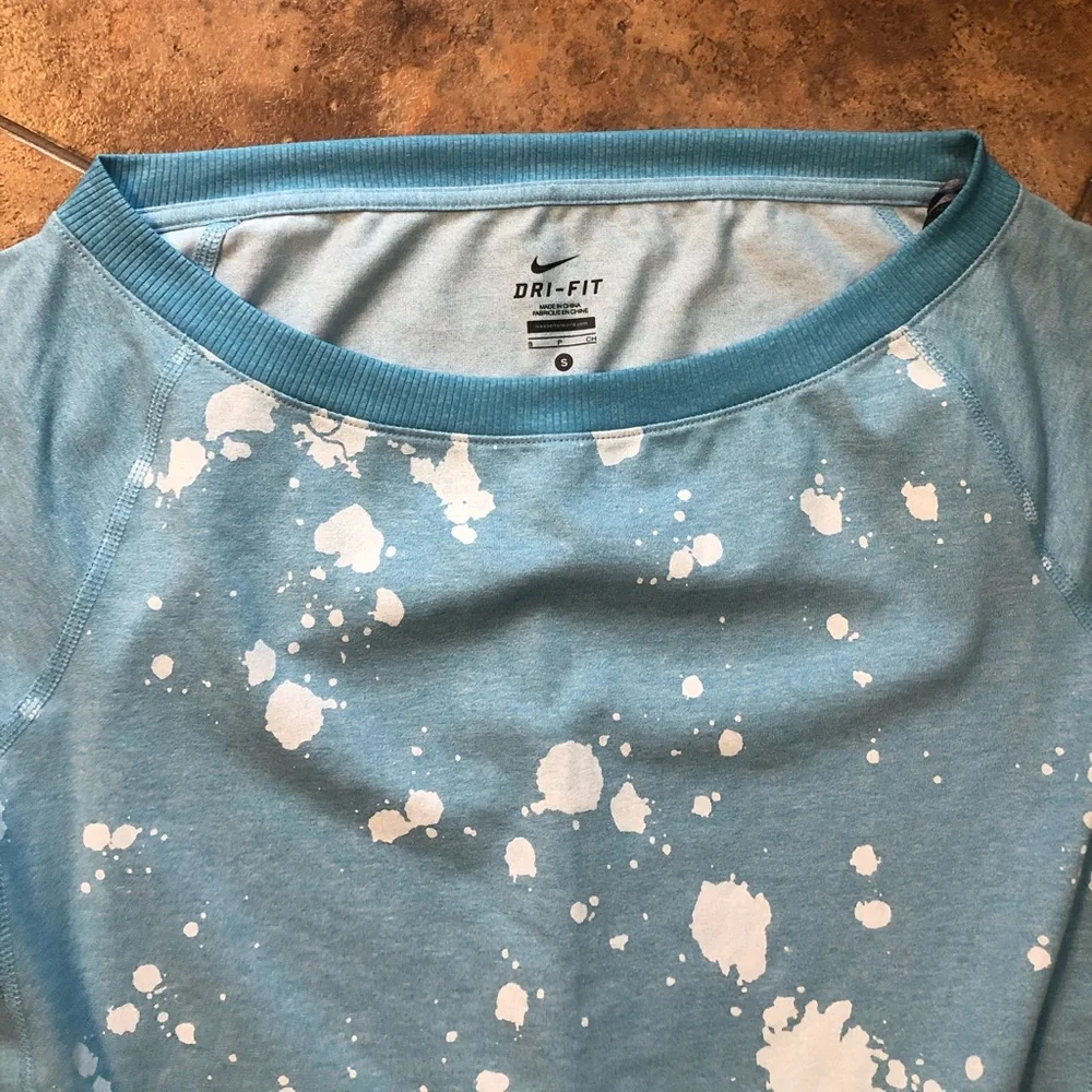 Nike Top Size S-Like New!‎